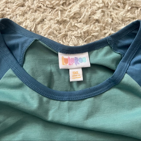 Lularoe Long Sleeve Randy tee - Picture 5 of 5